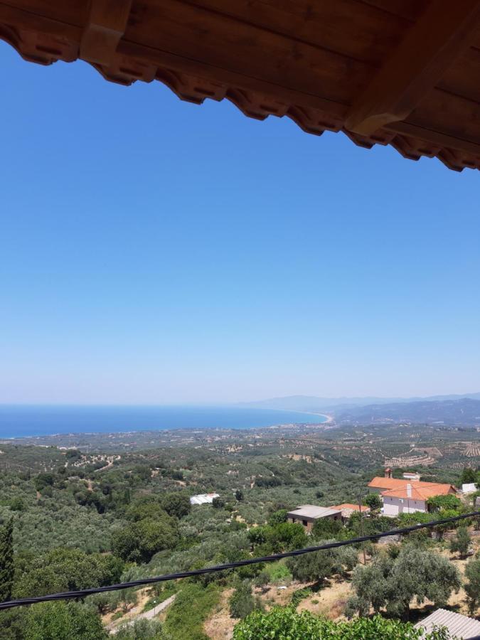 -Tsiakos Apartment- In Vryses Kyparissia Extérieur photo